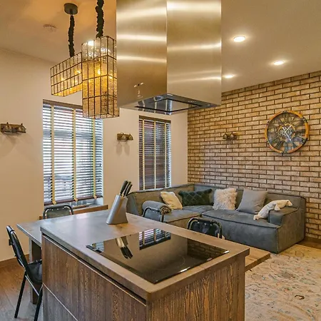 Διαμέρισμα Gold Star 2 Bedroom *